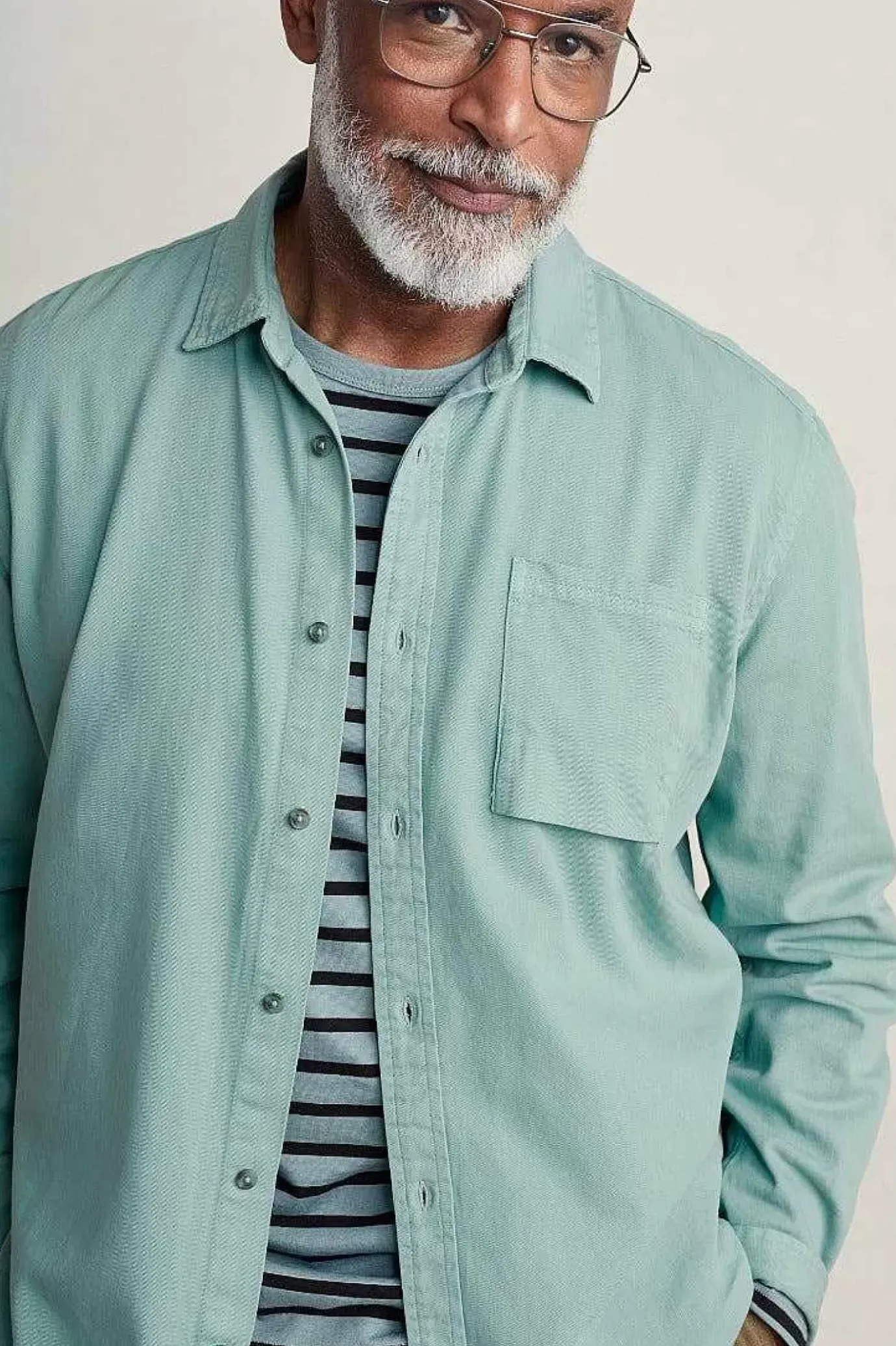 Seasalt Cornwall Men's Jackdaw Cotton Twill Shirt (Gots)<Men Tops & T-Shirts