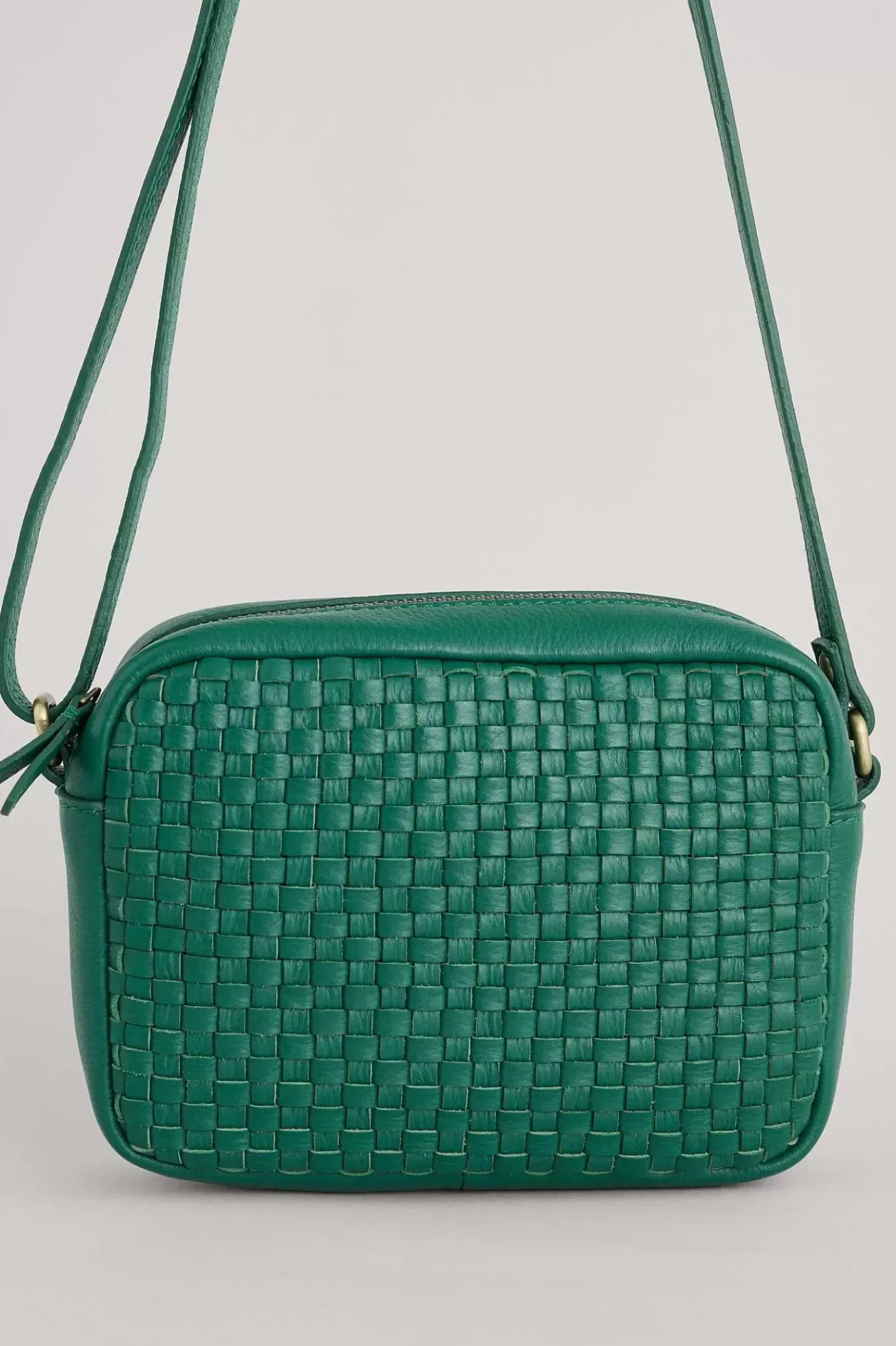 Seasalt Cornwall Woven Sea Fan Leather Cross-Body Bag<Women Bags